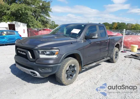 2019 Ram 1500 Rebel 4X4 6'4 Box z USA, uszkodzony, nr VIN 1C6SRFET0KN831726